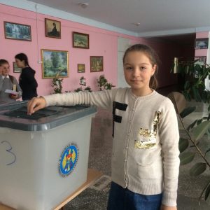 Elevii Gimnaziului Colicăuți au ales președintele Consiliului Elevilor