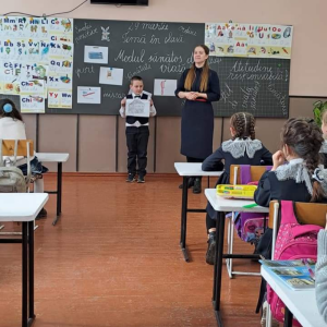 „Educația este cheia care deschide poarta de aur a vieții.” (George Washington Carver)